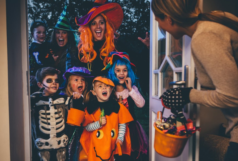 oppervlakte banaan zo De gemakkelijkste DIY Halloween-kostuums 👻 DIY Horror-kostuums